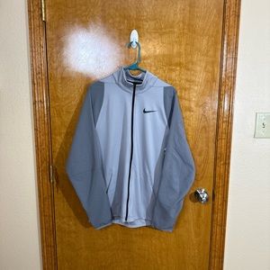 Nike Men’s Dri-Fit Warm Up Training Jacket 928022-036 Gray Size Medium